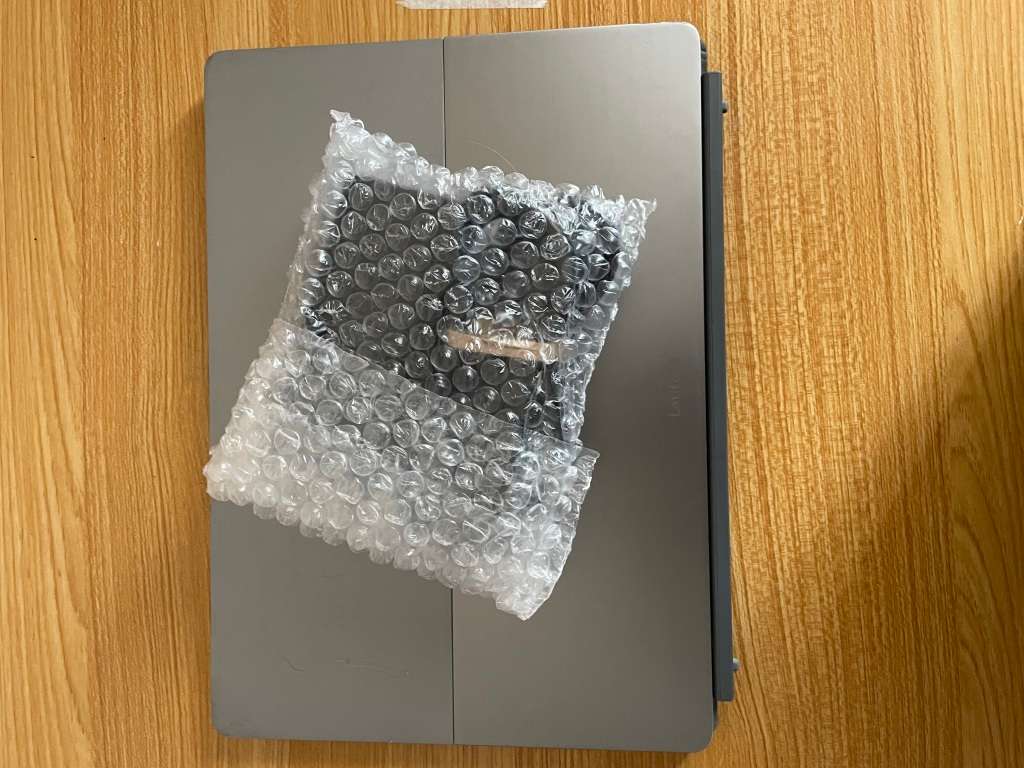 Dell Latitude 7210 2 in 1 - i5 10310U - 8 GB RAM - 256 GB NVMe SSD