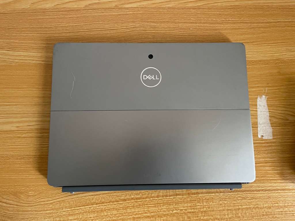 Dell Latitude 7210 2 in 1 - i5 10310U - 8 GB RAM - 256 GB NVMe SSD