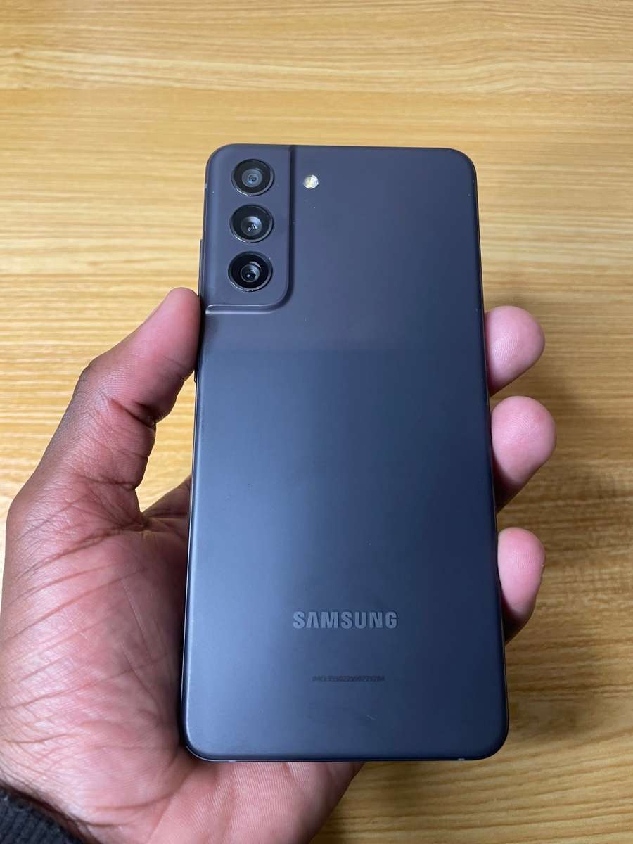 Samsung Galaxy S21 FE - 128 GB - Dual Sim - Graphite