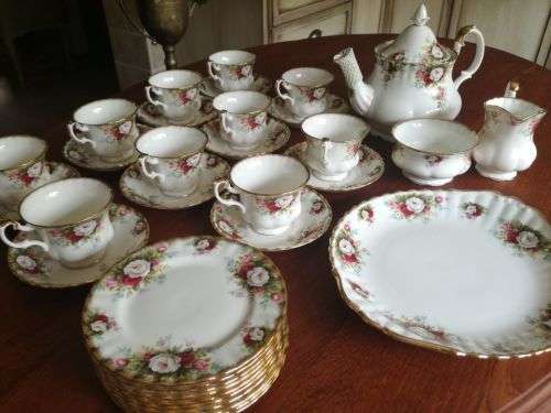 Royal Albert Celebration 34 piece Tea set