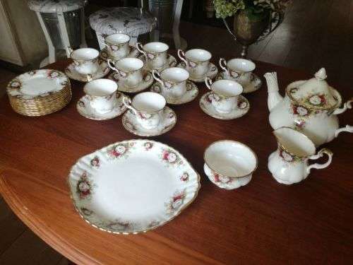 Royal Albert Celebration 34 piece Tea set