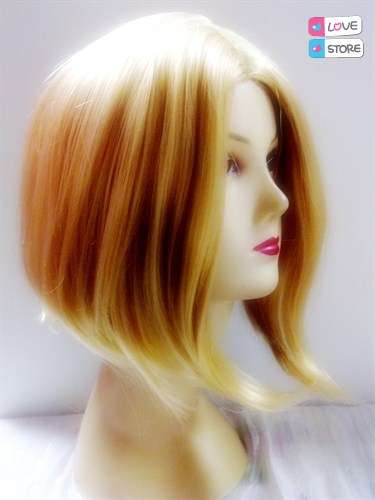 BLOND SHORT WIG
