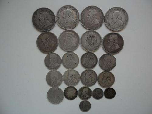 ZAR COLLECTION OF 161 g OF STERLING COINS WITH COLLECTABLES