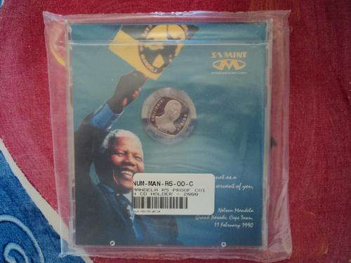 MANDELA R5 PROOF 2000 IN A CD WITH ITS ORIGINAL PLASTIC SEAL. NEVER OPENED.