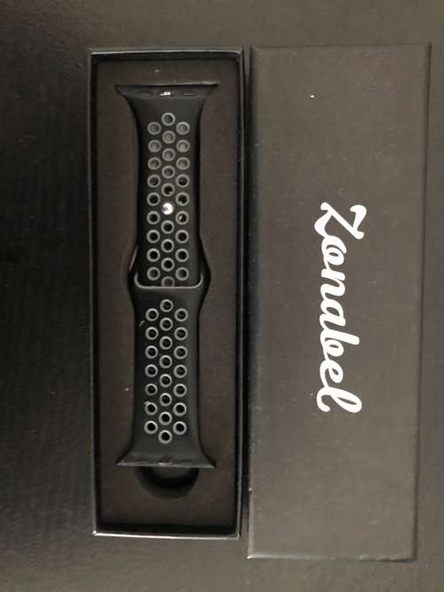 *APPLE WATCH SERIES 3 42MM GPS IN EXCELLENT CONDITION 9/10*