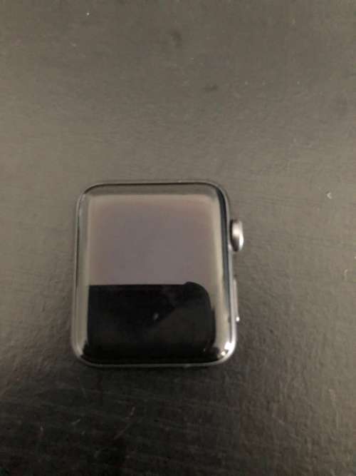 *APPLE WATCH SERIES 3 42MM GPS IN EXCELLENT CONDITION 9/10*