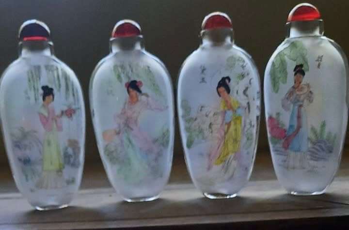 Vintage Chinese inside-painted snuff bottles