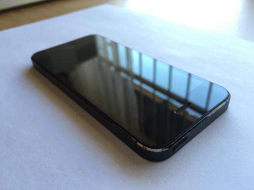 iPhone 5 16Gb