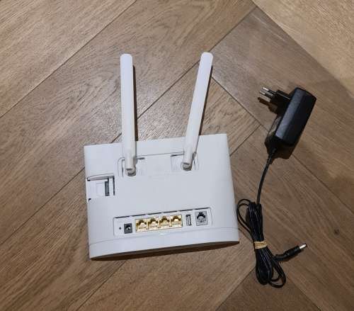 Huawei B315 LTE 4G Router  Good condition - Second Hand. Works 100% as new.