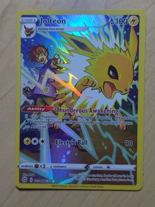 Jolteon TG04/TG30 Brilliant Stars Holo Secret Rare Pokemon Card Full Art