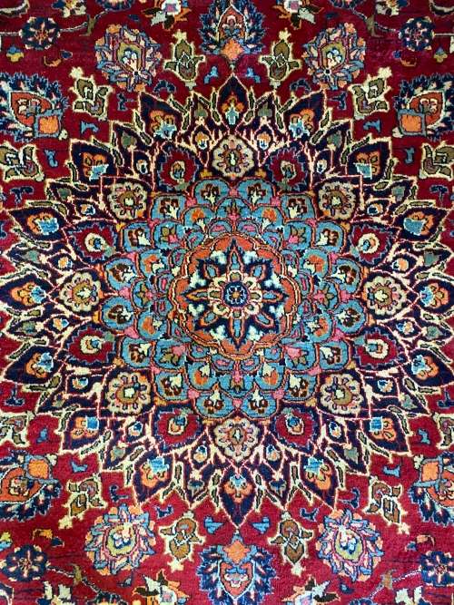 Antique Persian Carpet Hand Knotted Over 45 Years OldSize 3.95 X 3.00 meter Lot 70