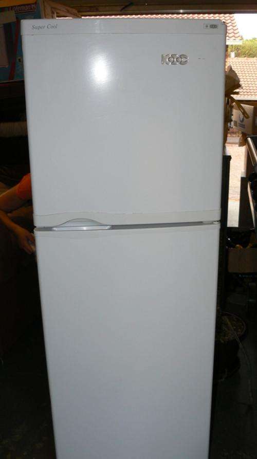 KIC Fridge Freezer 260 litres