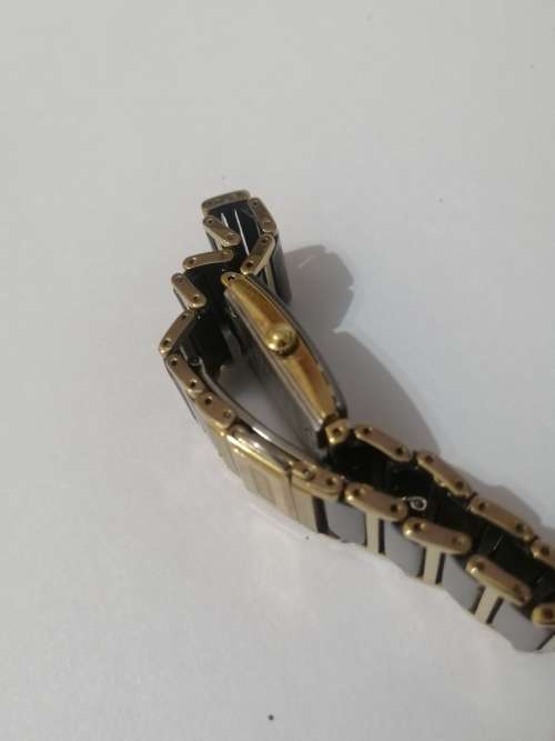 ### Swiss perfection Rado Ladies watch ceramic, eye appeal##