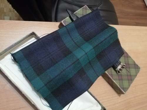 ### Sgian Dubh Scottish traditional Dagger with Sheath box and Tartan cloth ###