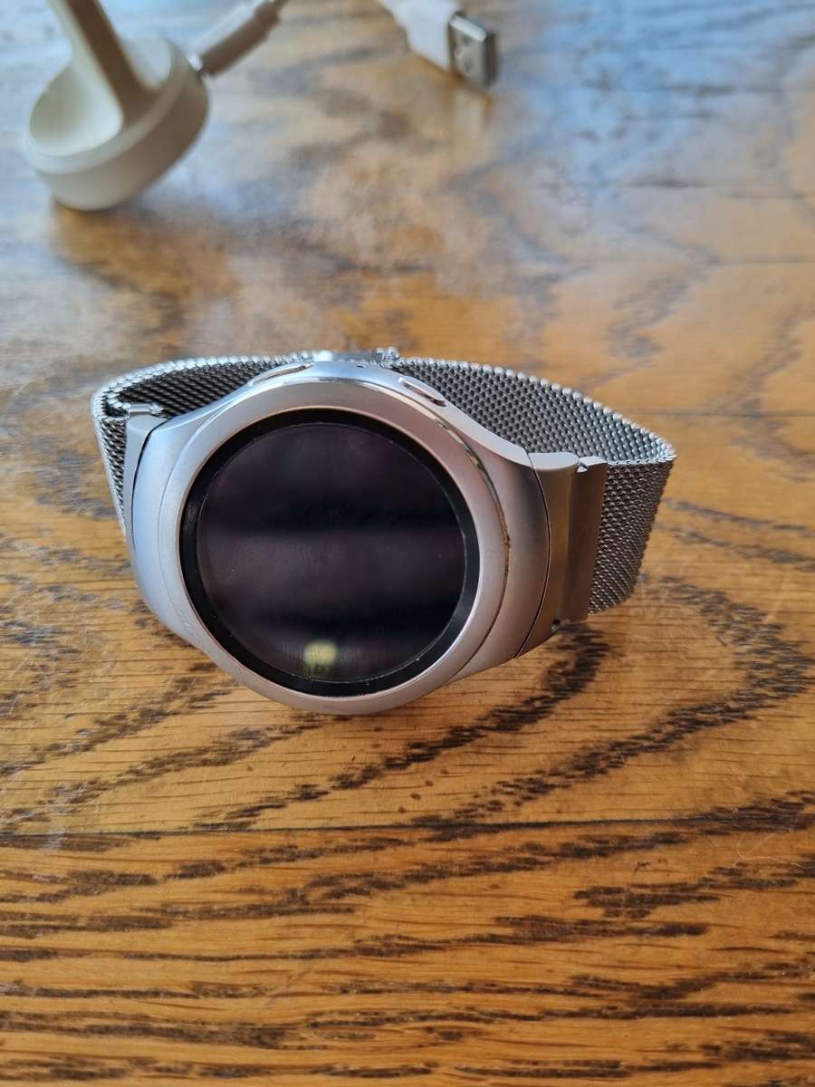 ### Samsung Gear 2, fantastic condition, wrist size very adjustable from small to large fit ##
