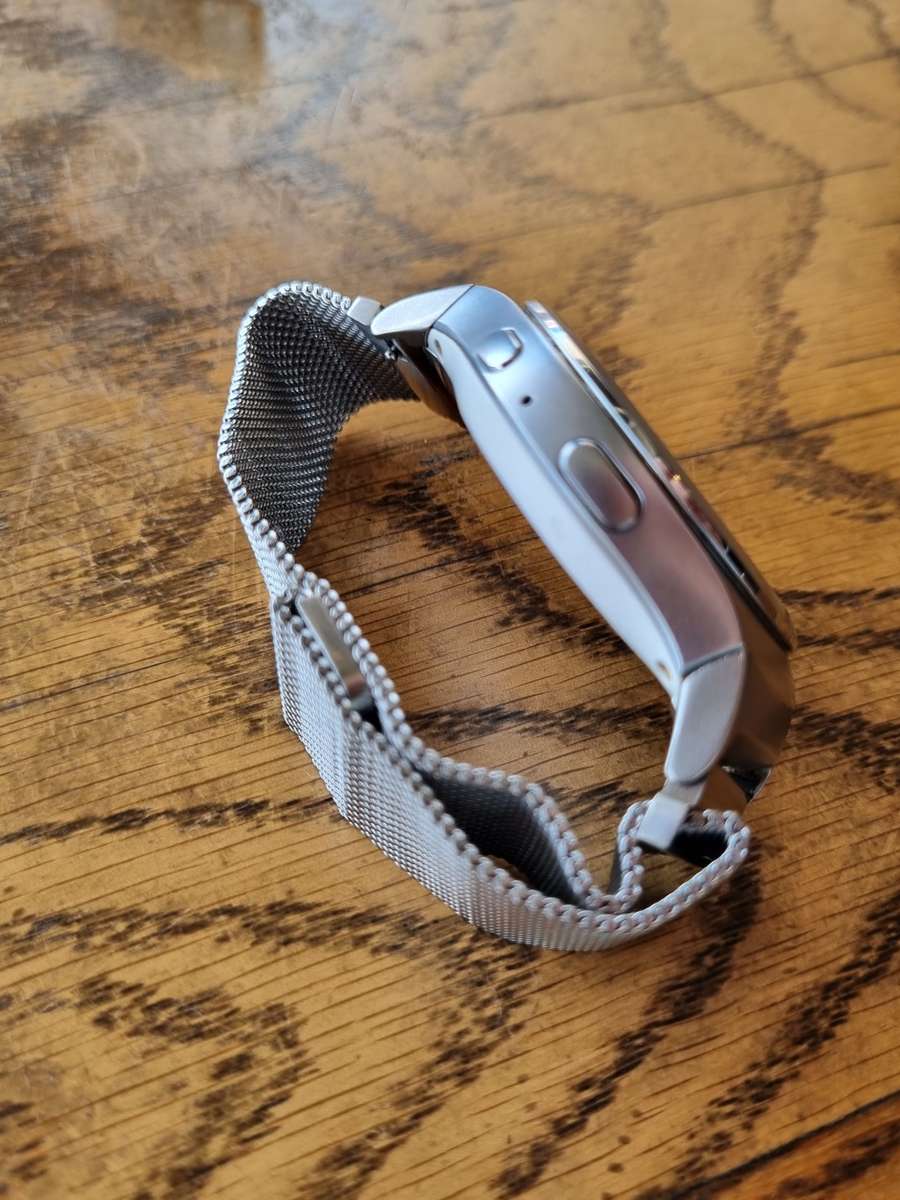 ### Samsung Gear 2, fantastic condition, wrist size very adjustable from small to large fit ##