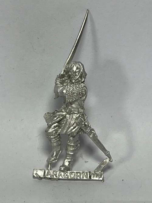 LOTR Lord of the Rings Unpainted Mini Metal Figurine: Aragorn