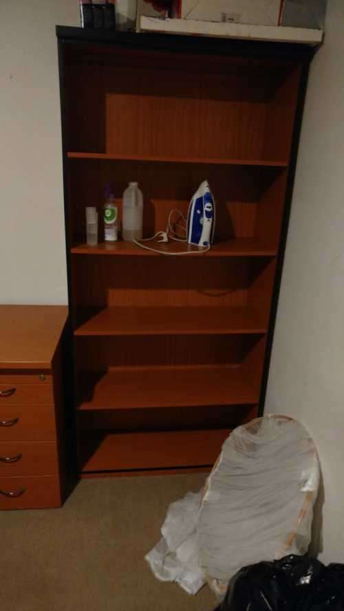 Cherry Heavy Duty 5-Tier Bookcase Exceptionally Good Quality