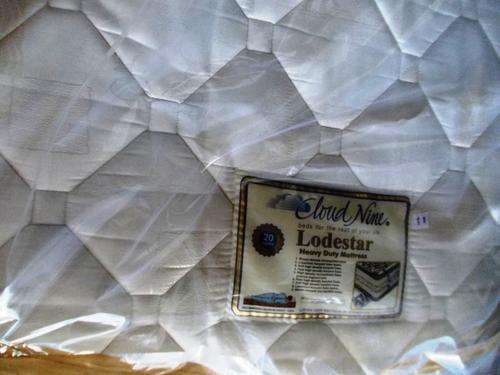 cloud 9 loadstar queen bed