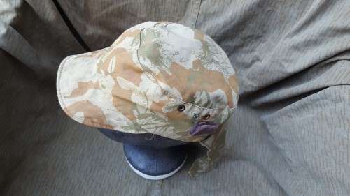early (with label dd 1970) SAP (Rhodesia era?) thin camo cloth basic flap-cap - size "7" (fits 58)