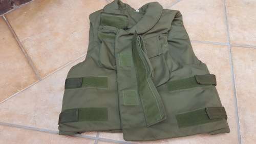 used (issued) Executive Outcomes olive green XL Split-front body armour - Angola campaign era