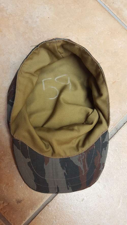 REPRODUCTION FAPLA grey lizard camo (Recce copy camo cloth) camo Cuban style hard brim cap size 59