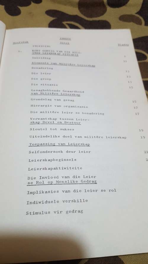 SADF era SA Army Military Leadership manual bi-lingual in Eng and Afr (very good used condition) A5