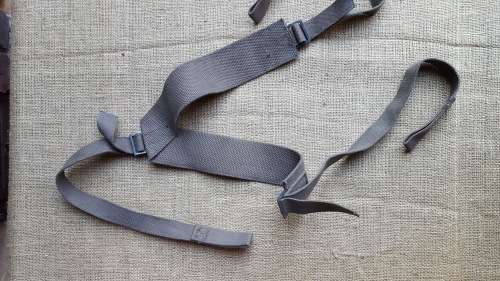 scarce patt 80 light-weight yoke (canvas red/ brown) basic suspender straps - unused and intact
