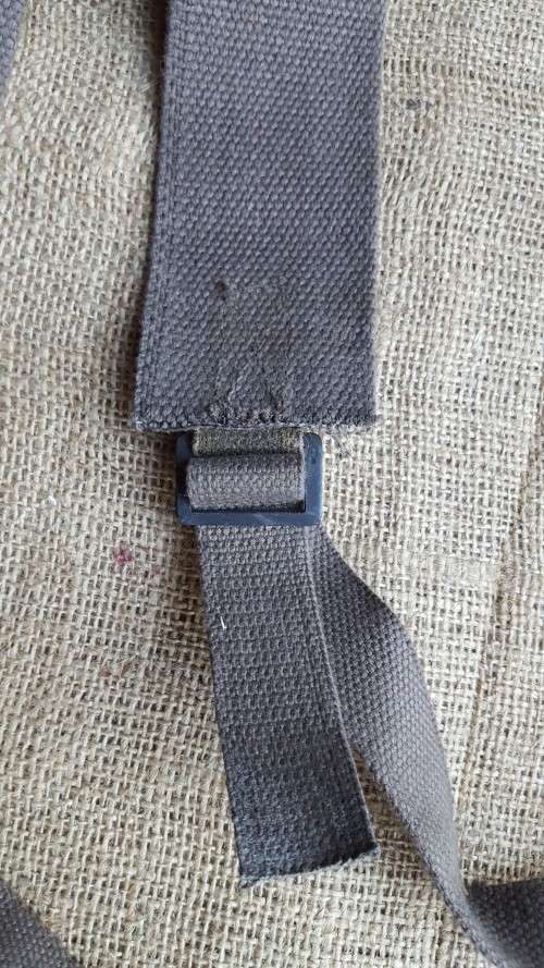 scarce patt 80 light-weight yoke (canvas red/ brown) basic suspender straps - unused and intact