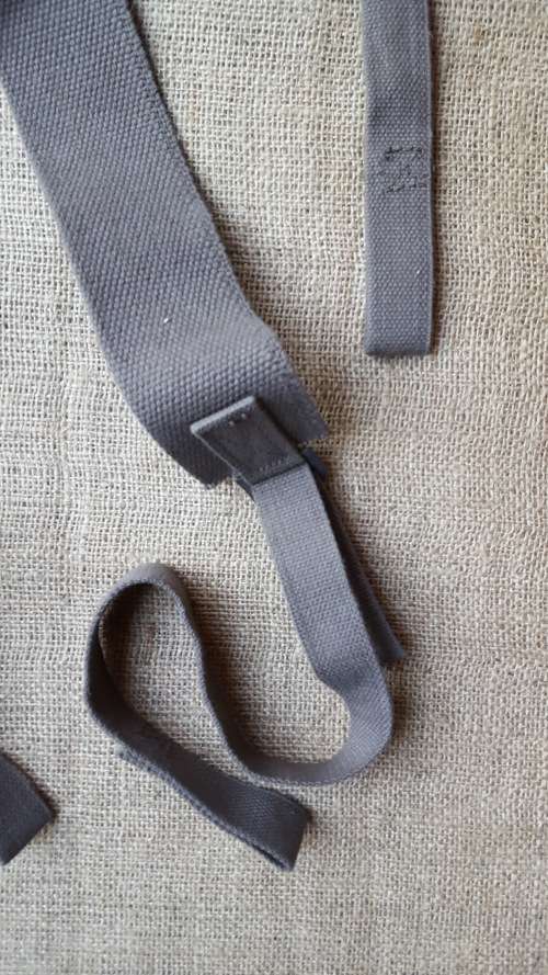 scarce patt 80 light-weight yoke (canvas red/ brown) basic suspender straps - unused and intact