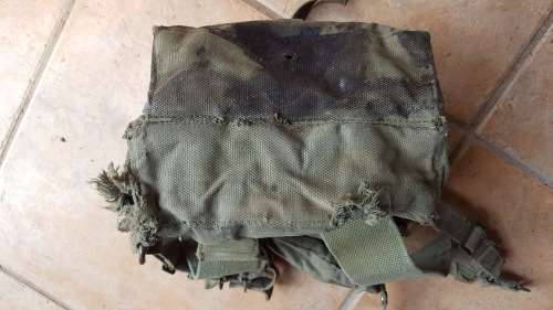 original used SADF patt 70/73 olive green canvas A-53 radio carry webbing backpack - stains