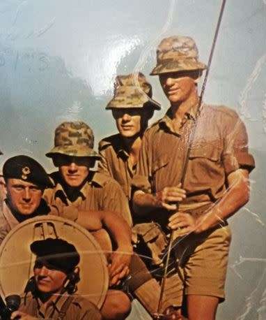 1st patt SA Hunter group (& 5 SAI Bn) camo l/s shirt in great used condition - all buttons present