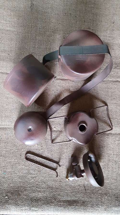 SA SF Recce used old Bluet Globetrotter stove & pots - hand camo'ed - working condition (empty gas)