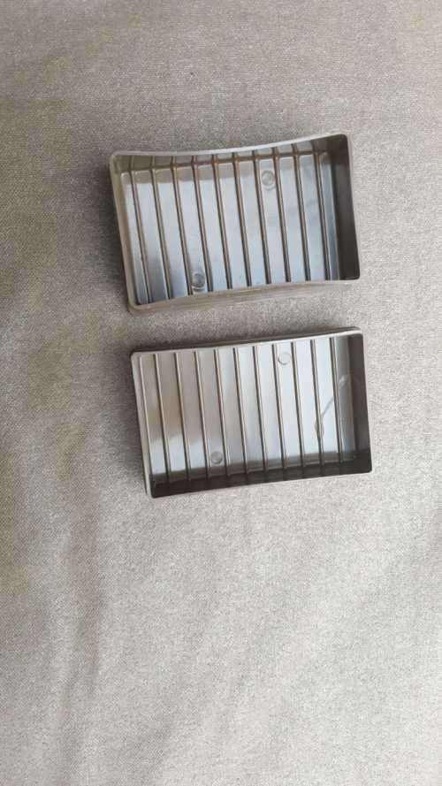 new SADF era issue nutria plastic soap dish (2 piece) - as issued to 100's of NSMs (NDPs) - unused