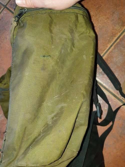 very good used condition SADF era Recce used Niemoller Medium backpack (internal frame) - zips good