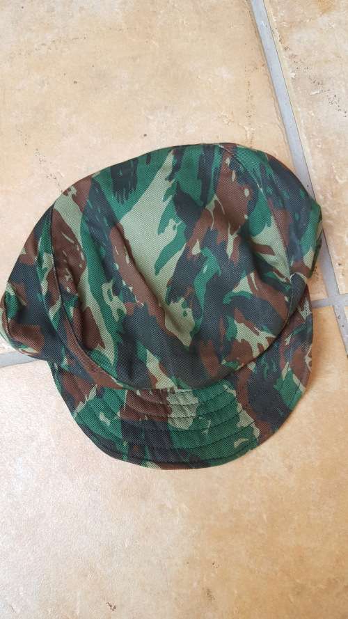 Original SA SF Recce copy camo mint unused cuban "fidel" cap in Egypt lizard camo - large size