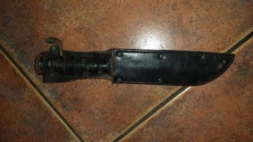 SADF era SA SF issued & used Recce sterile Ka-Bar fighting knife in sheath - good used condition