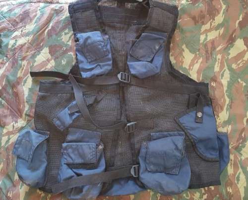 Pvt purchase SAP era used R1 mags blue assault vest - good complete used condition some frayed edges
