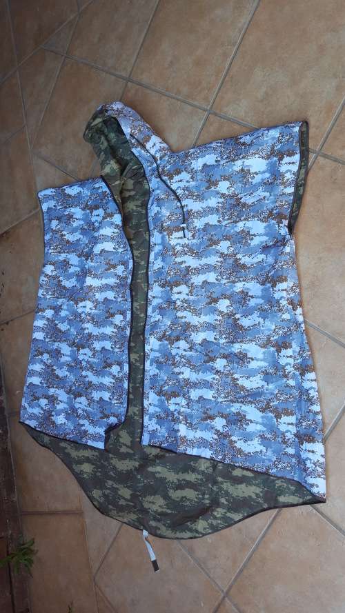 handy Turkish army issue reversible snow/ brown nylon poncho and sleeves/ gaitors - survival kit