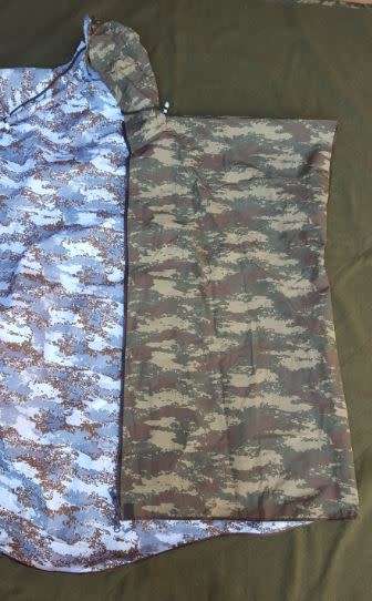 handy Turkish army issue reversible snow/ brown nylon poncho and sleeves/ gaitors - survival kit
