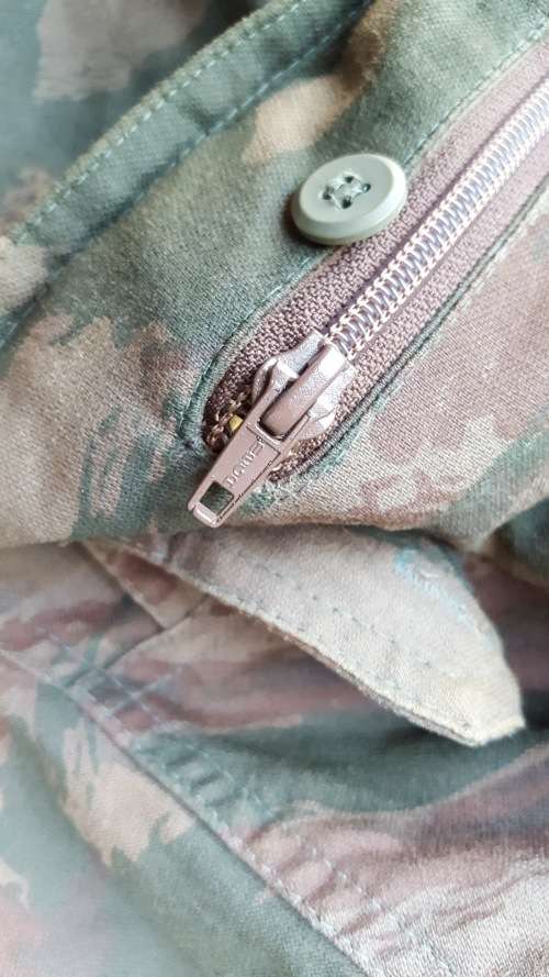 rare Serbian SF lizard camo jacket in medium (large) in very good used condition with hood