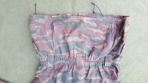 rare Serbian SF lizard camo jacket in medium (large) in very good used condition with hood