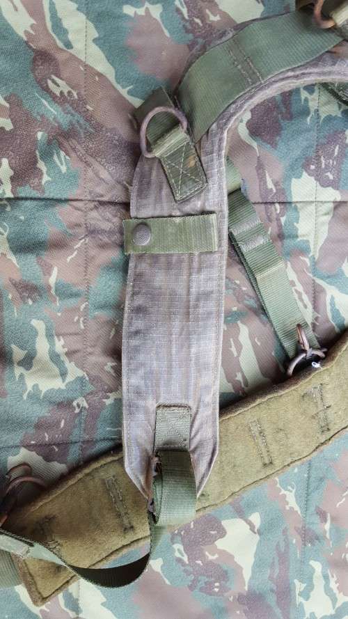 very scarce Recce/SA SF issue Niemoller style olive green patt 80 belt-kit yoke & felt-lined belt