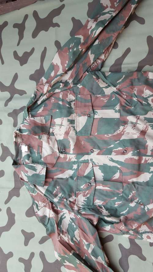 scarce Recce SA SF used copy "P" Zim ZDF lizard copy camo mint new unused l/s shirt size Lg