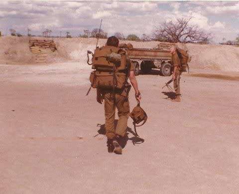 rare SWATF issue bushwar era "sec cmdrs" nutria patt 83 type spes backpack mint condition/ no damage