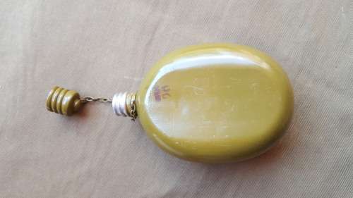 original USSR allu tropical khaki afghanka colour canteen and cover/ carrier - new and unuse dd 1980