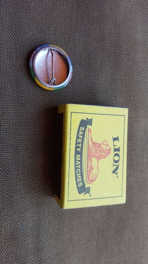 scarce period original SWAPO pin-on small metal round badge in great almost unused condition