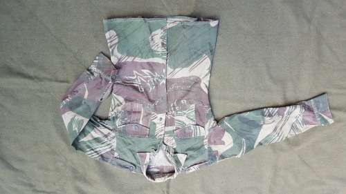a lovely used & tailored small original Rhod camo l/s shirt no damage & 1 button (on cuff) missing
