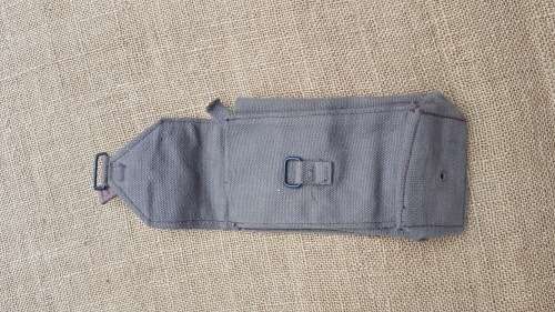 very rare donkey brown SA made cheap export ammo pouch made for UNITA in Angola as SADF supplied aid