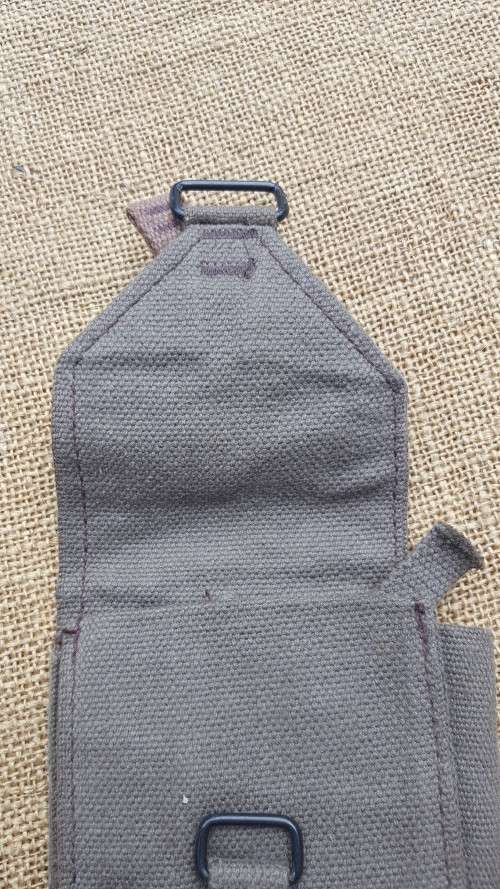 very rare donkey brown SA made cheap export ammo pouch made for UNITA in Angola as SADF supplied aid